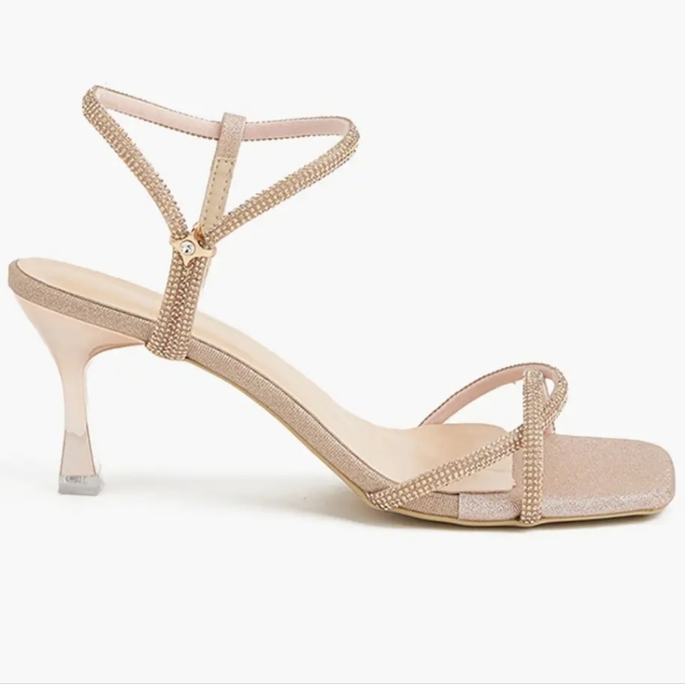 Azazie Glitter And Metallic Ankle Strap With Kitten Heels Size 6.5